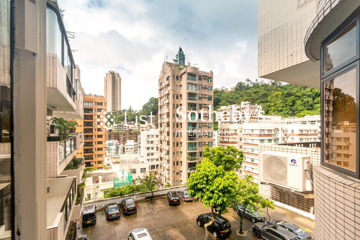 Shuk Yuen Building 菽園新臺 | View from Living and Dining Room