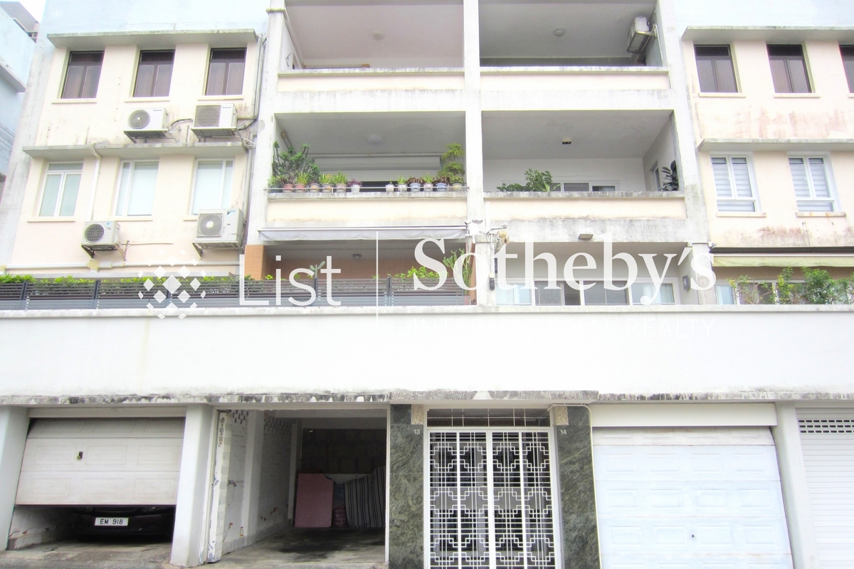 11-15 Briar Avenue 比雅道11-15號 | Outlook