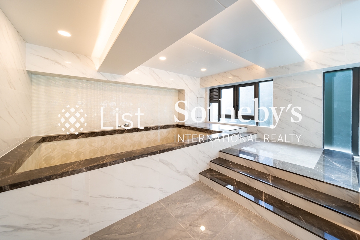 72 Repulse Bay Road 浅水湾道72号 | Master Bathroom