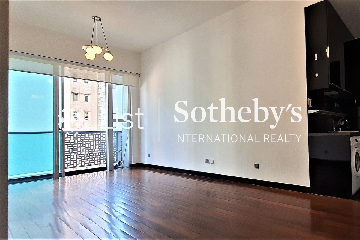 J Residence 嘉薈軒 | Living and Dining Room