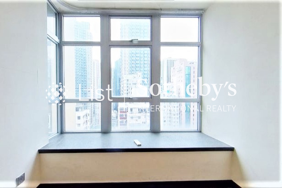 J Residence 嘉薈軒 | Second Bedroom