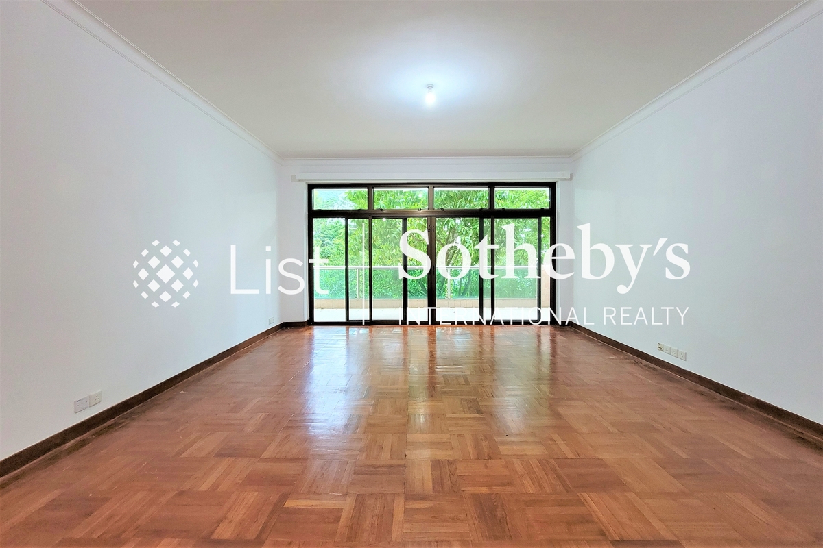 Repulse Bay Villa 淺水灣別墅 | Living and Dining Room