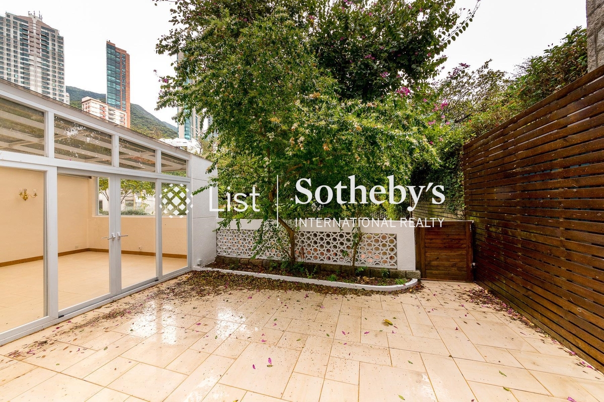 Repulse Bay Villa 淺水灣別墅 | Private Garden