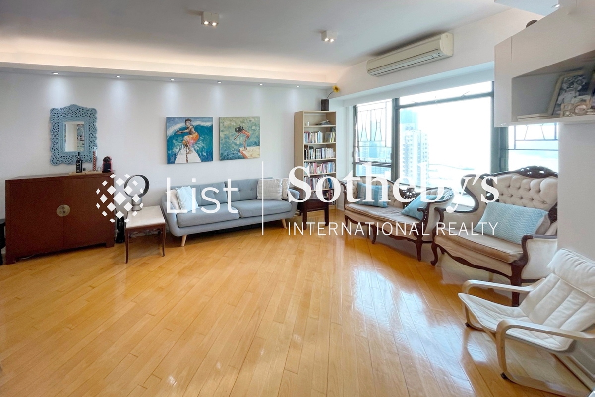 The Belcher's 寶翠園 | Living and Dining Room