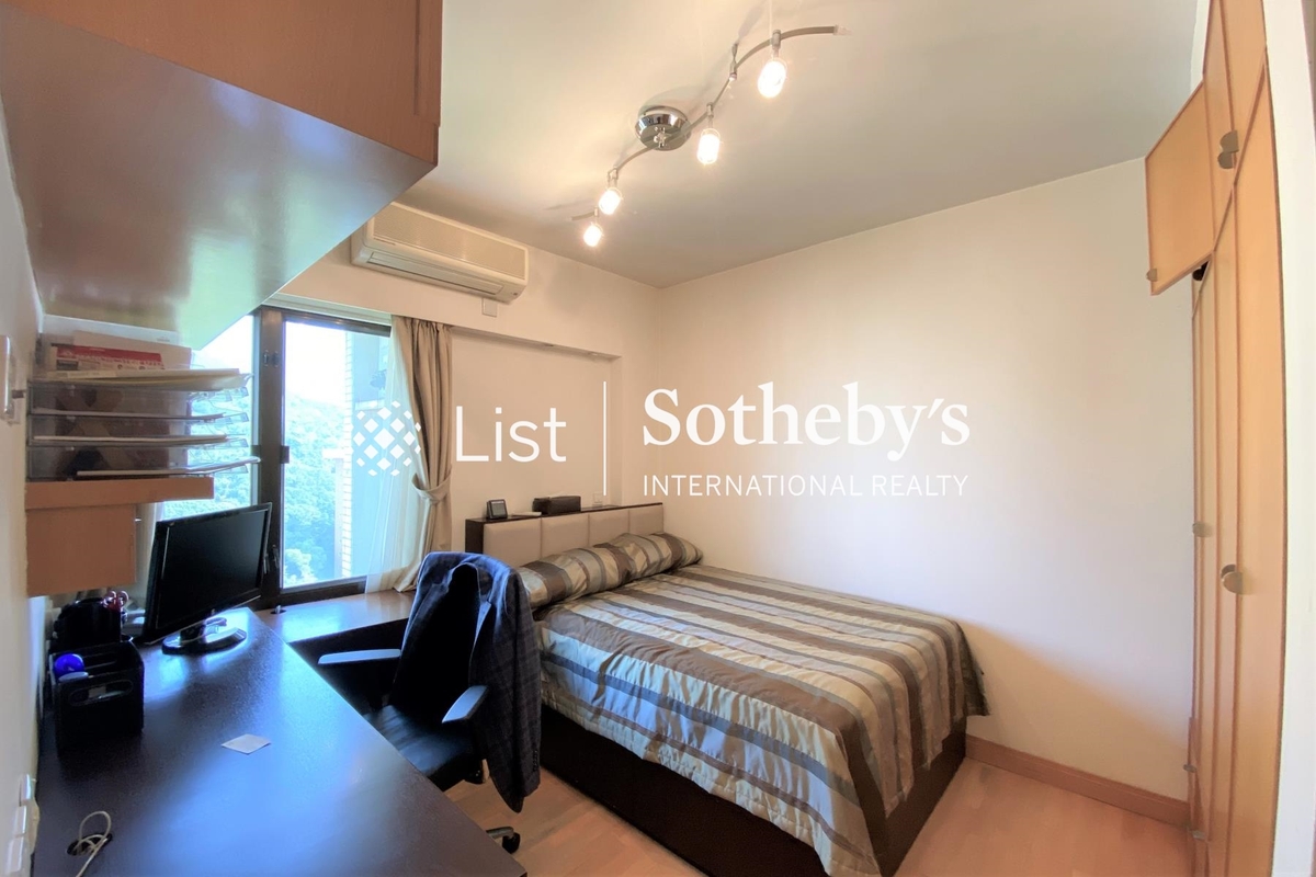 Woodbury Court 嘉林閣 | Third Bedroom