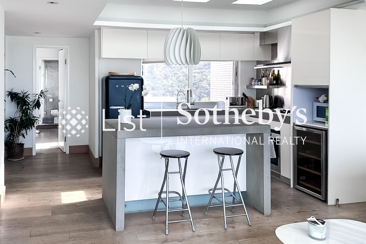 Emerald Garden 嘉瑜園 | Living and Dining Room