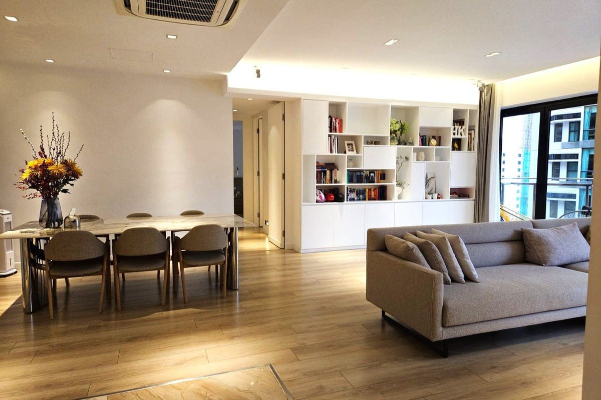 Regal Crest 薈萃苑 | Living and Dining Room