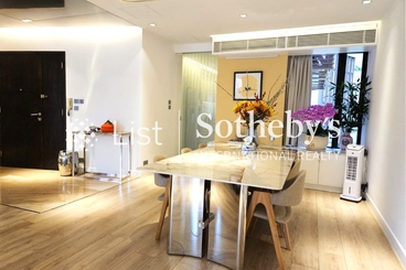 Regal Crest 薈萃苑 | 