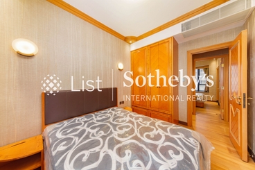 Regal Crest 薈萃苑 | 