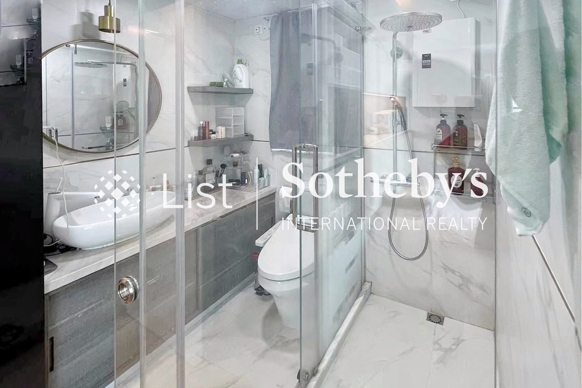 Royal Court 皇朝阁 | Master Bathroom