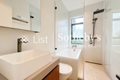 La Clare Mansion 利嘉大廈 | Guest Bathroom