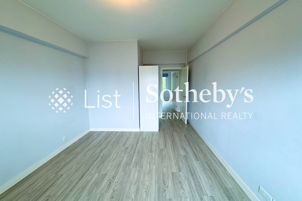 La Clare Mansion 利嘉大廈 | Fourth Bedroom