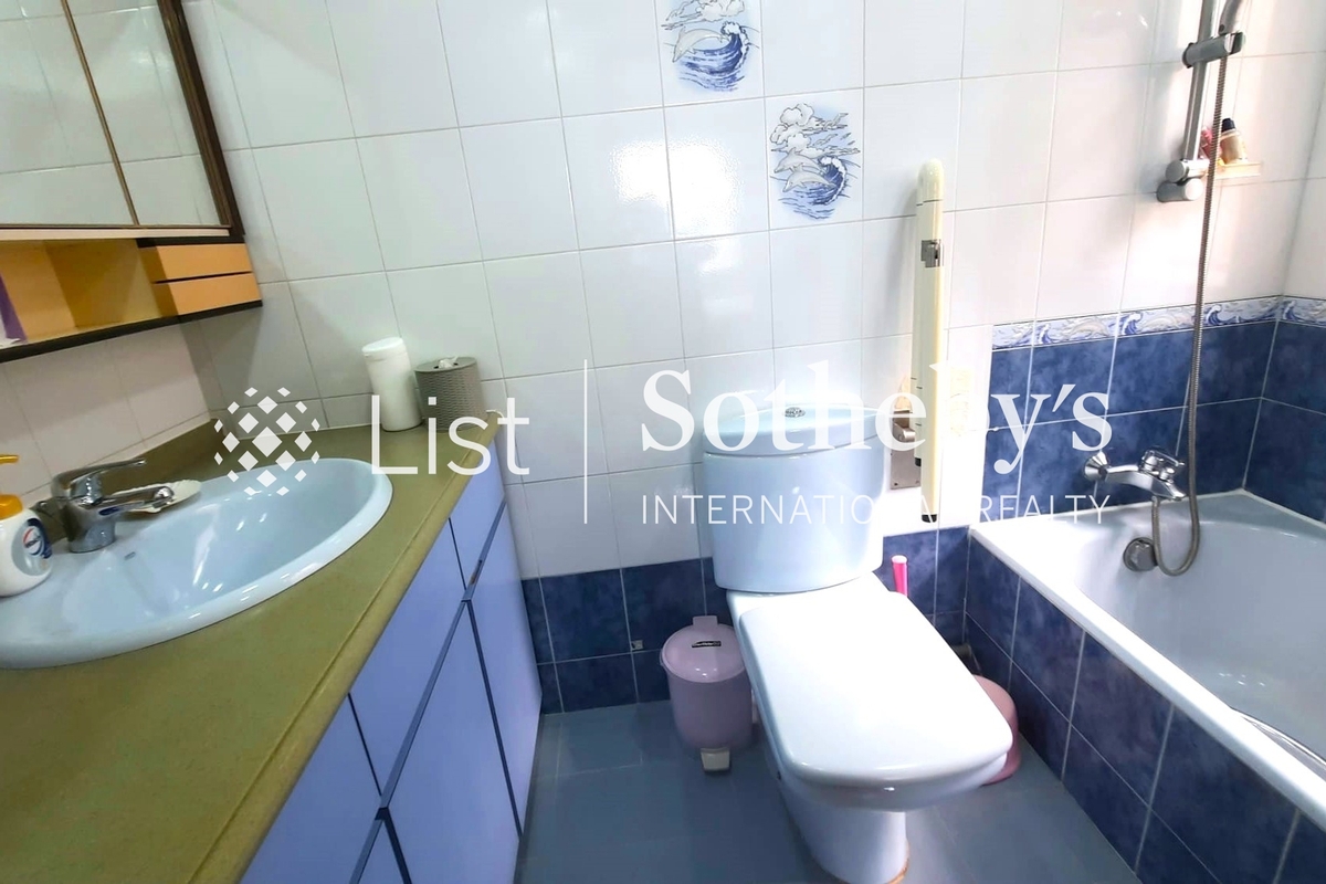 La Clare Mansion 利嘉大厦 | Master Bathroom