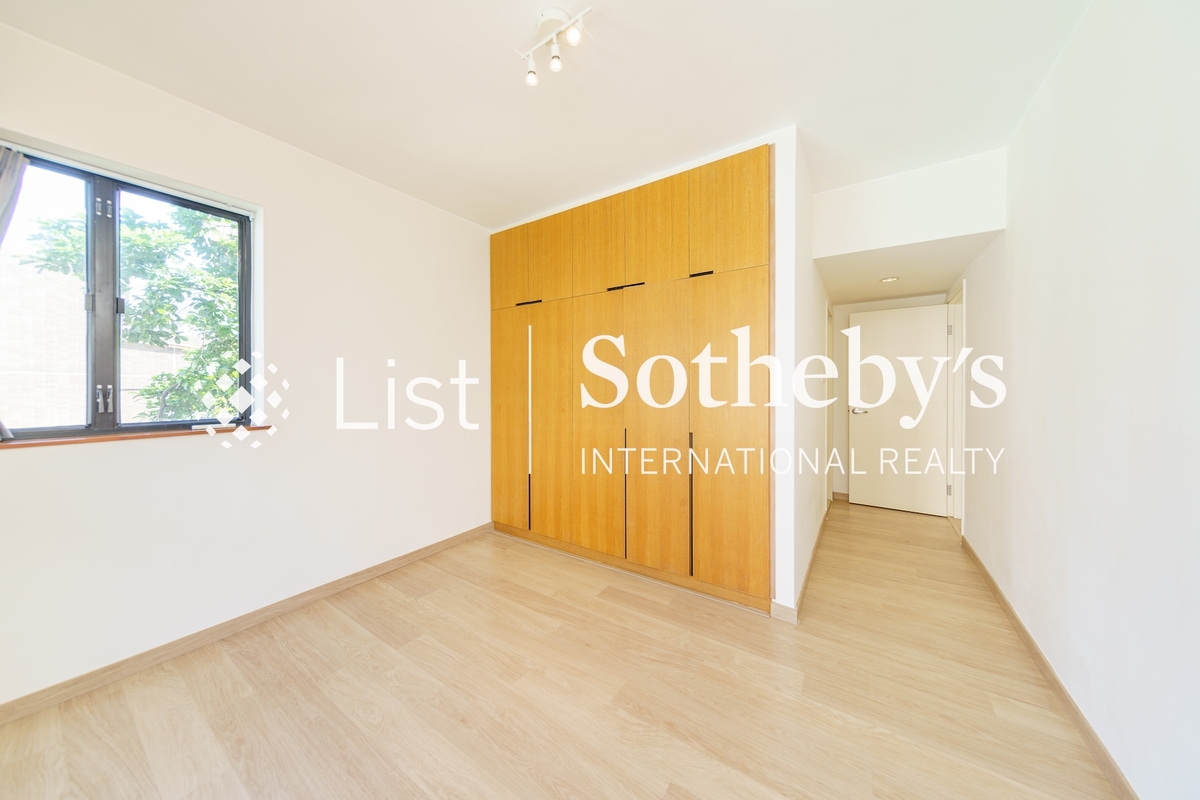 Old Peak Mansion Old Peak Mansion | Master Bedroom