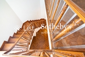Henredon Court 恒安閣 | Internal Staircase
