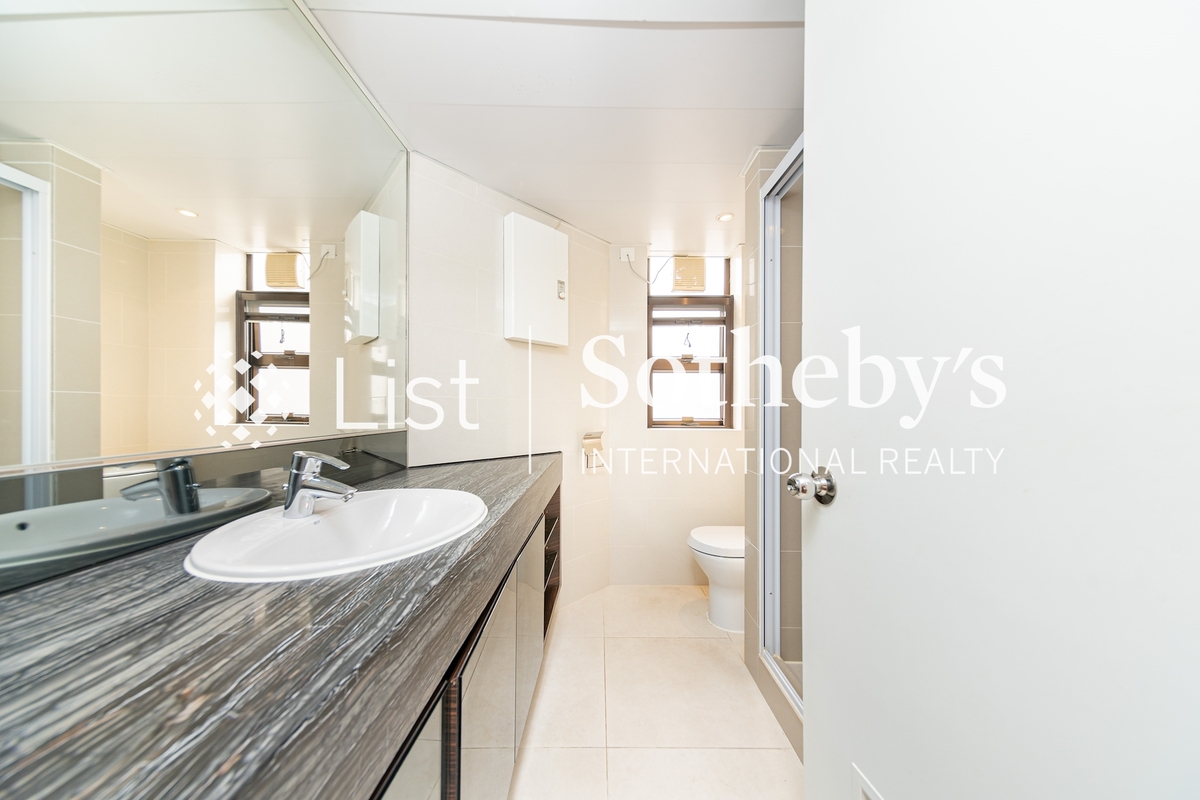 Henredon Court 恒安閣 | Fourth En-suite Bathroom