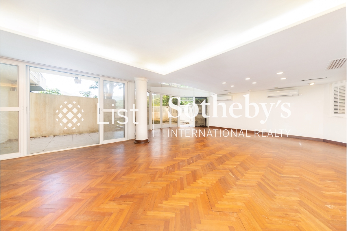 Henredon Court 恒安閣 | Living and Dining Room