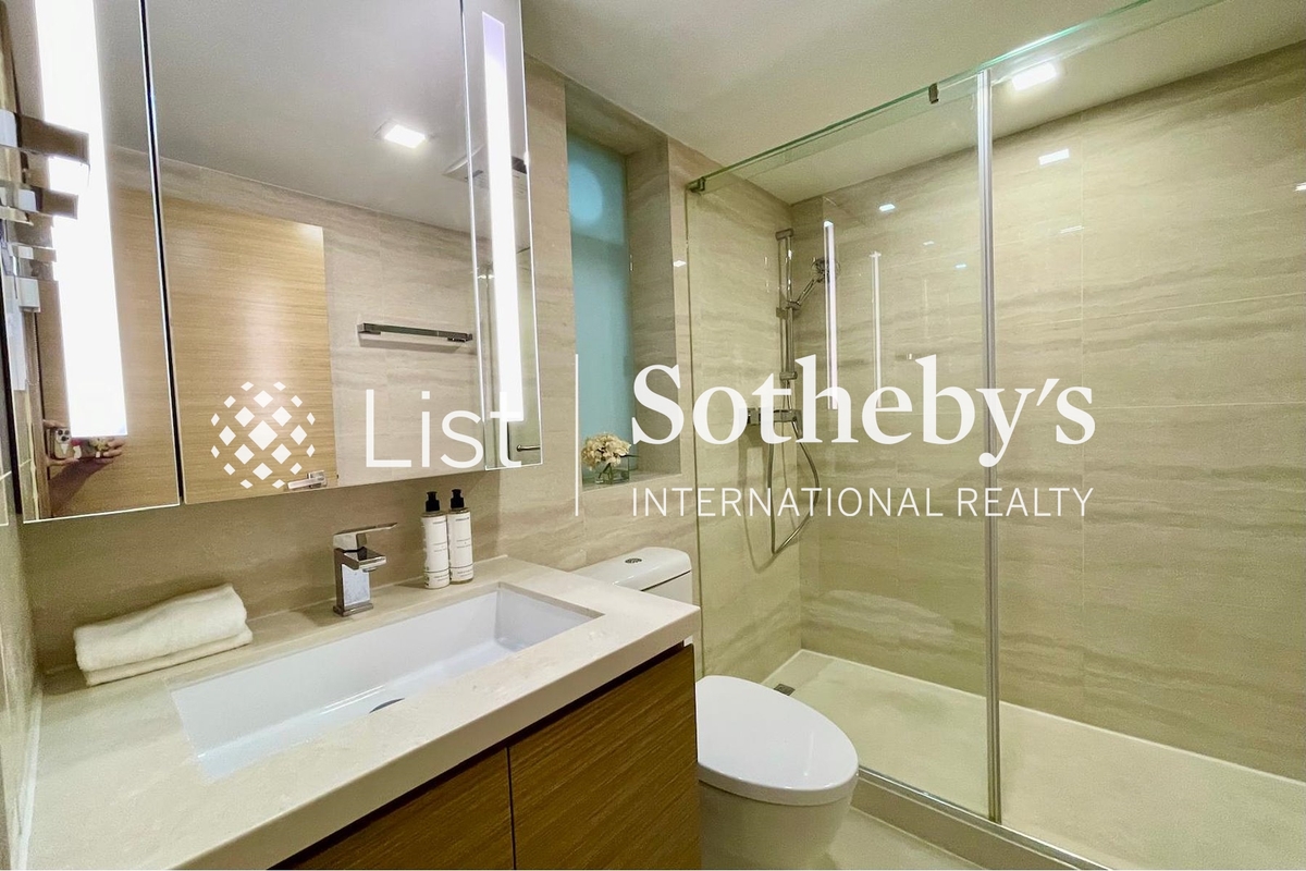 Henredon Court 恒安閣 | Guest Bathroom