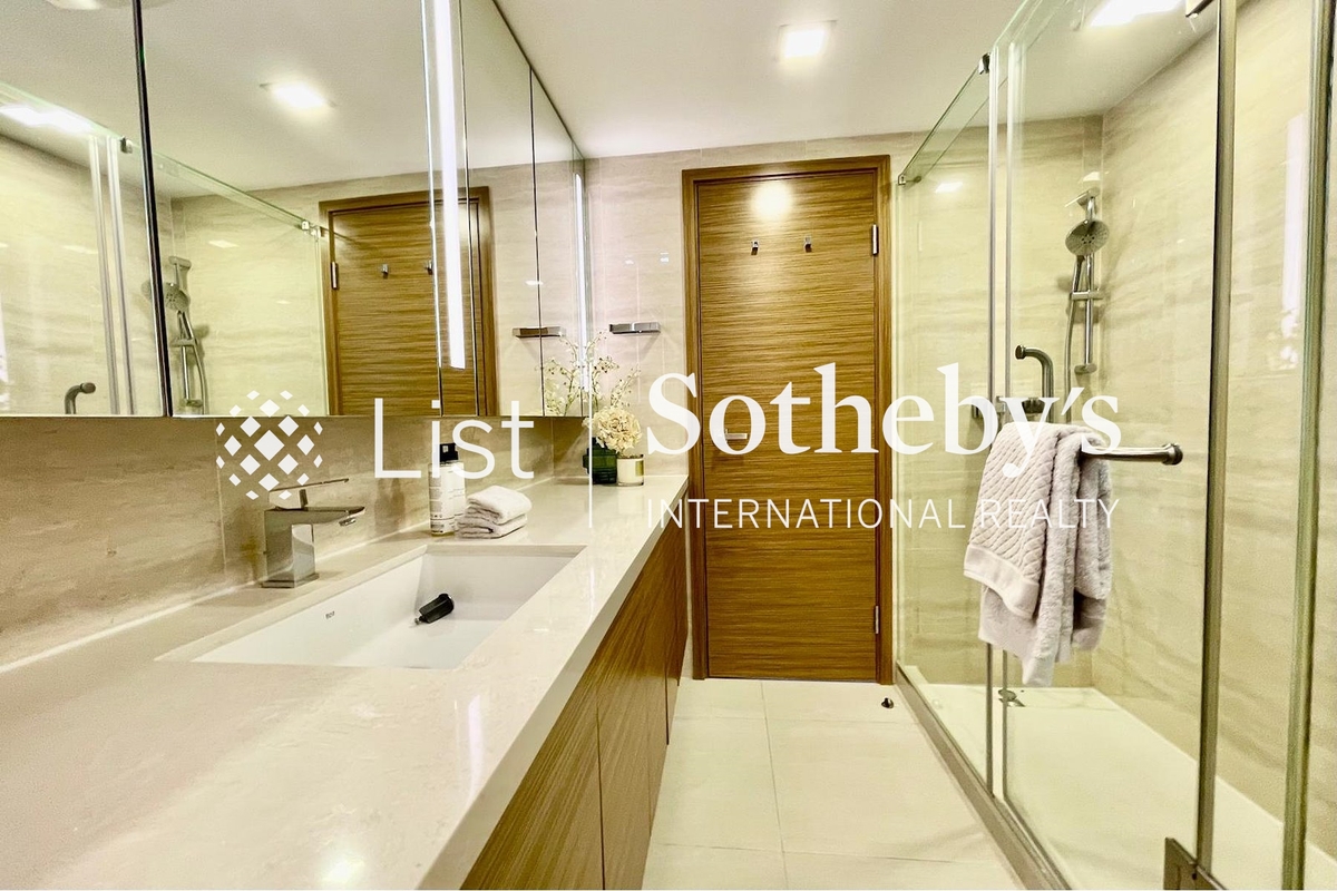 Henredon Court 恒安閣 | 