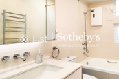 No. 438 Victoria Road 域多利道438號 | Guest Bathroom
