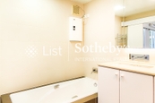 No. 438 Victoria Road 域多利道438號 | Master Bathroom