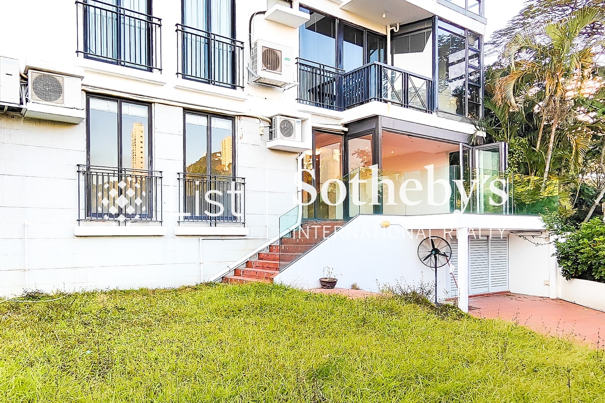 No. 438 Victoria Road 域多利道438號 | Private Garden off Living and Dining Room