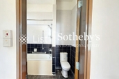 No. 47 Sassoon Road 沙宣道47號 | Master Bathroom