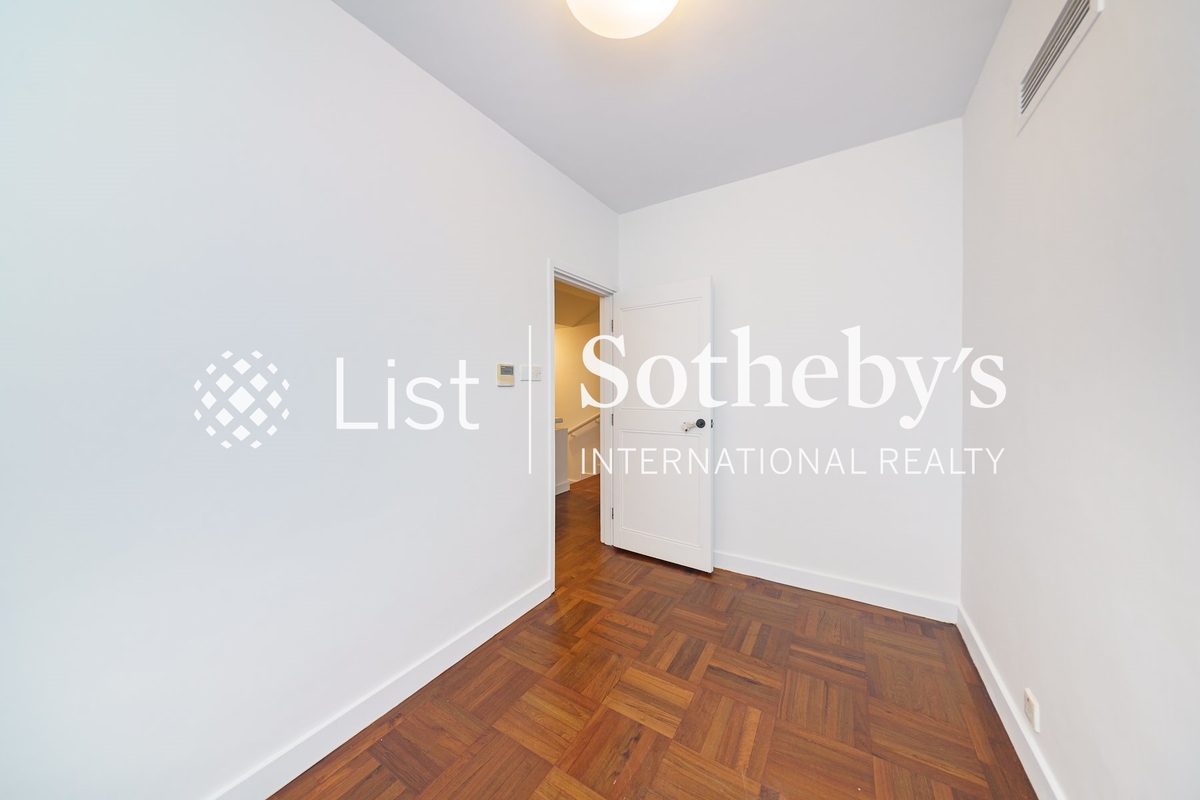 Provident Villas 富麗苑 | Fourth Bedroom
