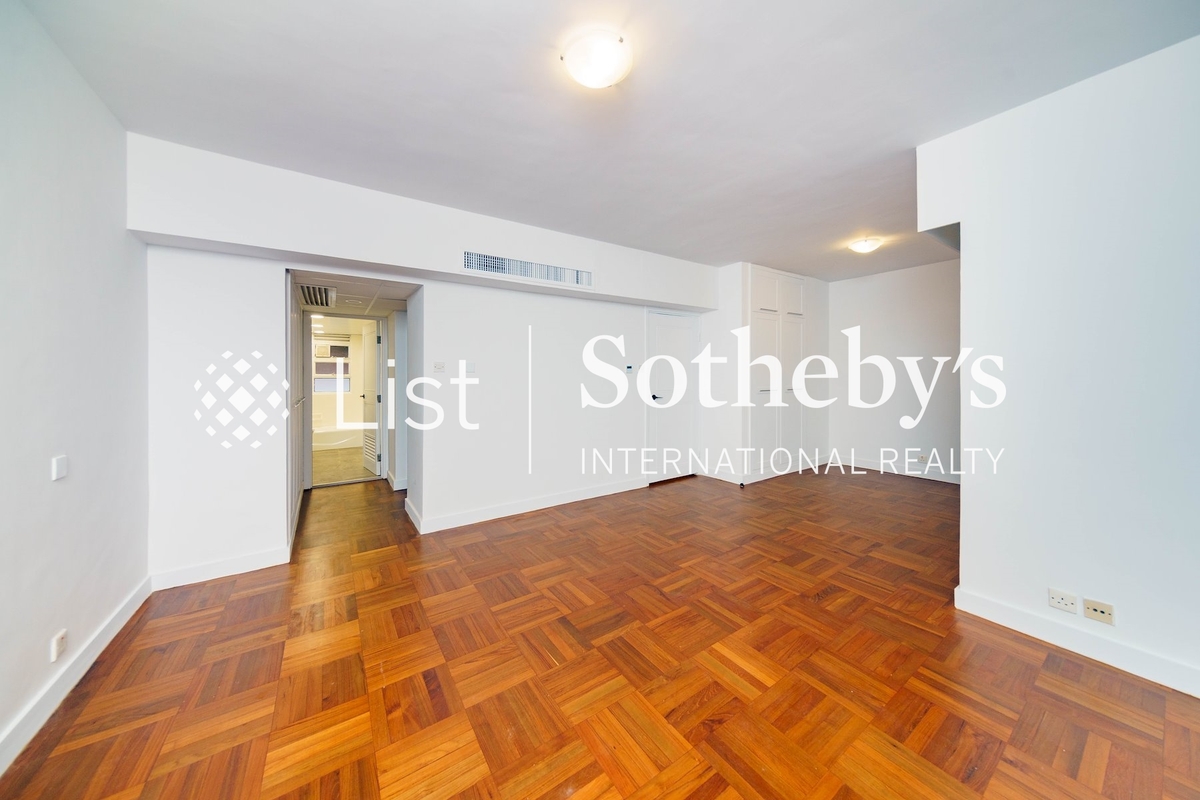 Provident Villas 富麗苑 | Master Bedroom