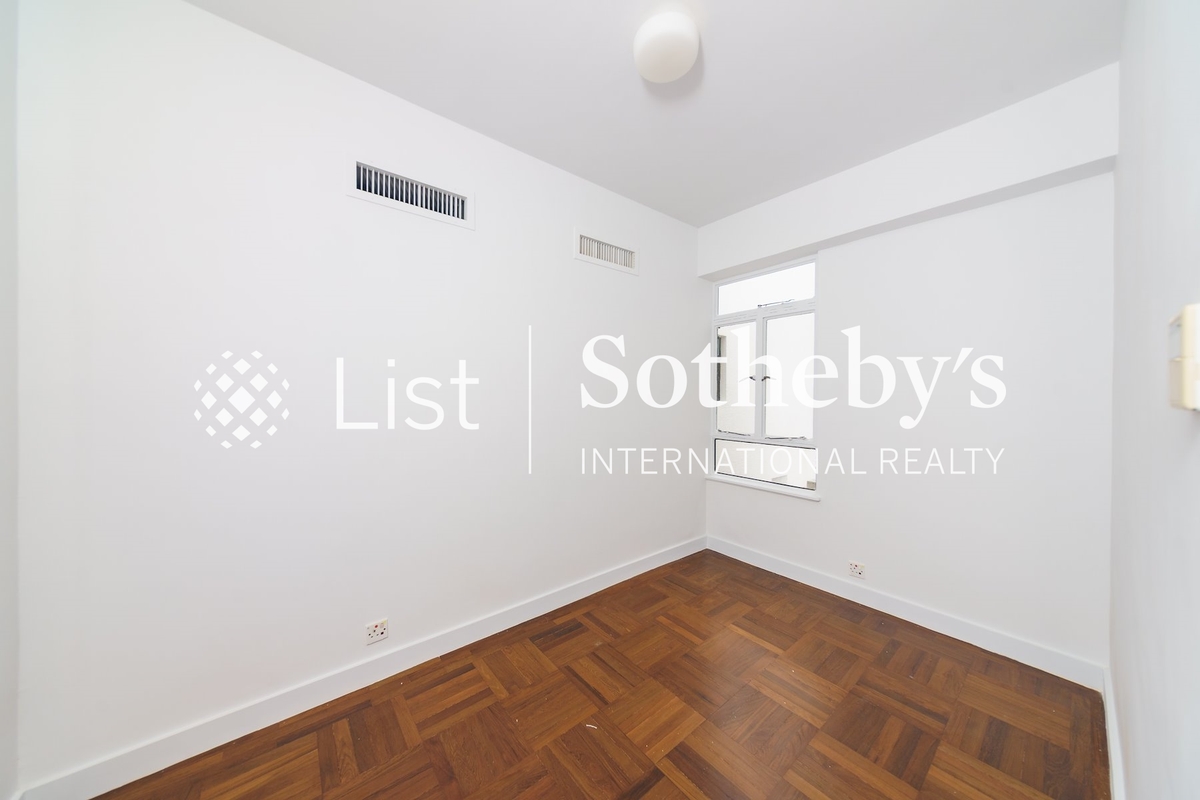Provident Villas 富麗苑 | Fifth Bedroom/ Study Room