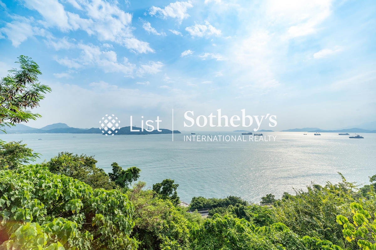 Aegean Terrace 愛琴苑 | View from Living and Dining Room