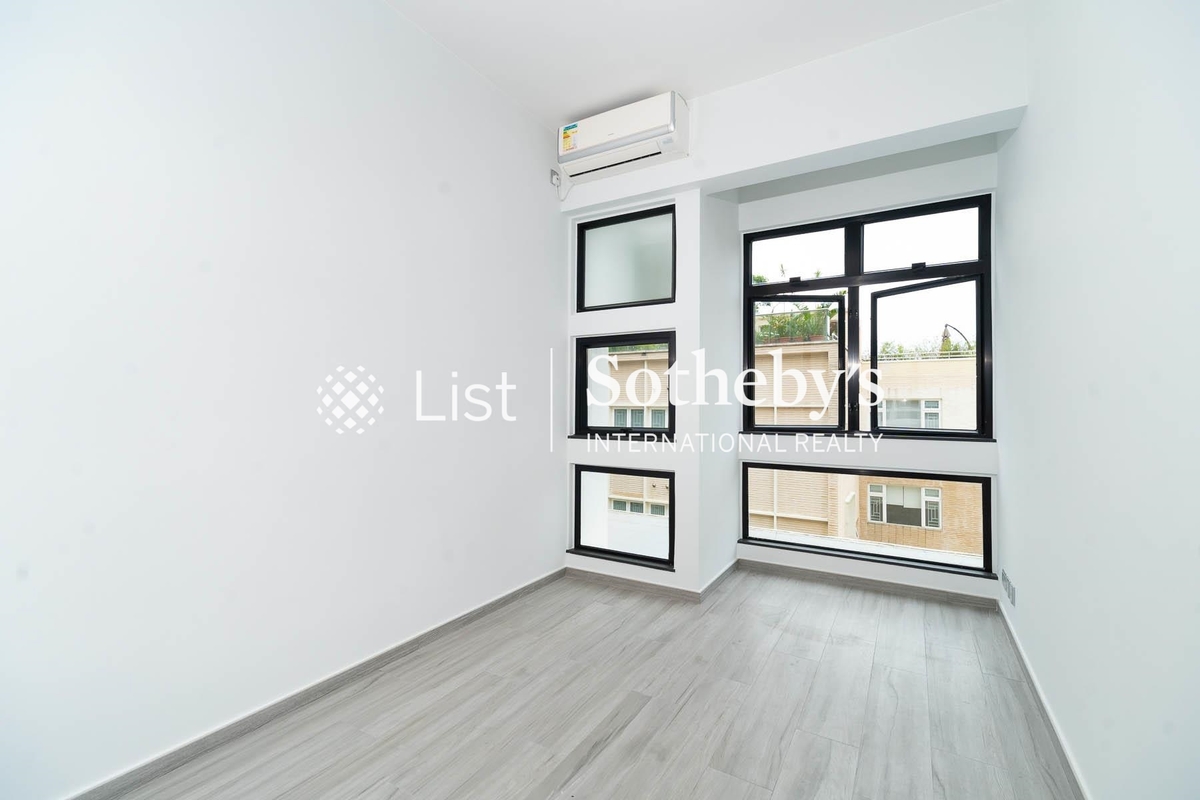 Bisney Gardens 碧荔花園 | Second Bedroom