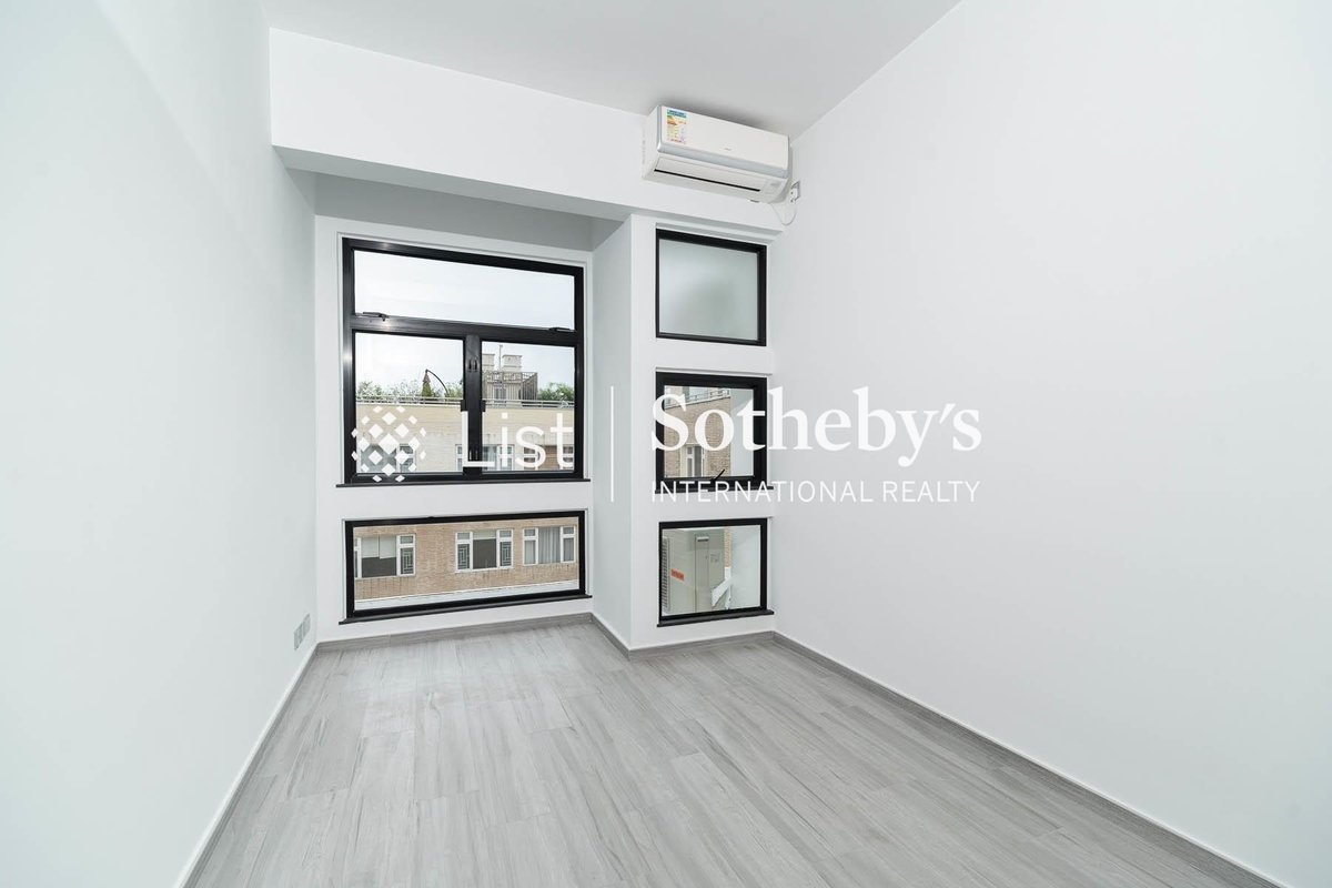 Bisney Gardens 碧荔花園 | Third Bedroom