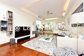 29-31 Bisney Road 碧荔道29-31号 | Living and Dining Room