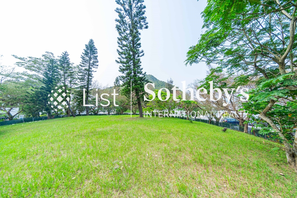 Floral Villas 早禾居 | Private Garden off Living Room