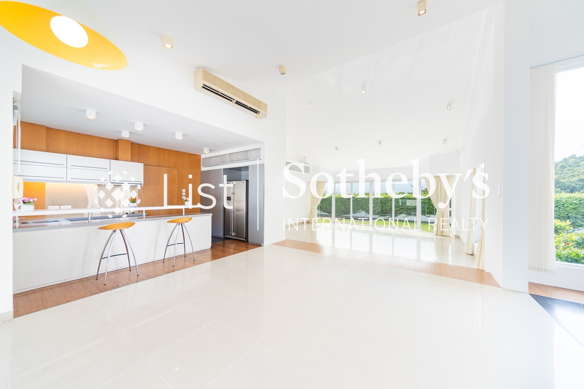 Floral Villas 早禾居 | Dining Room and Open Kitchen