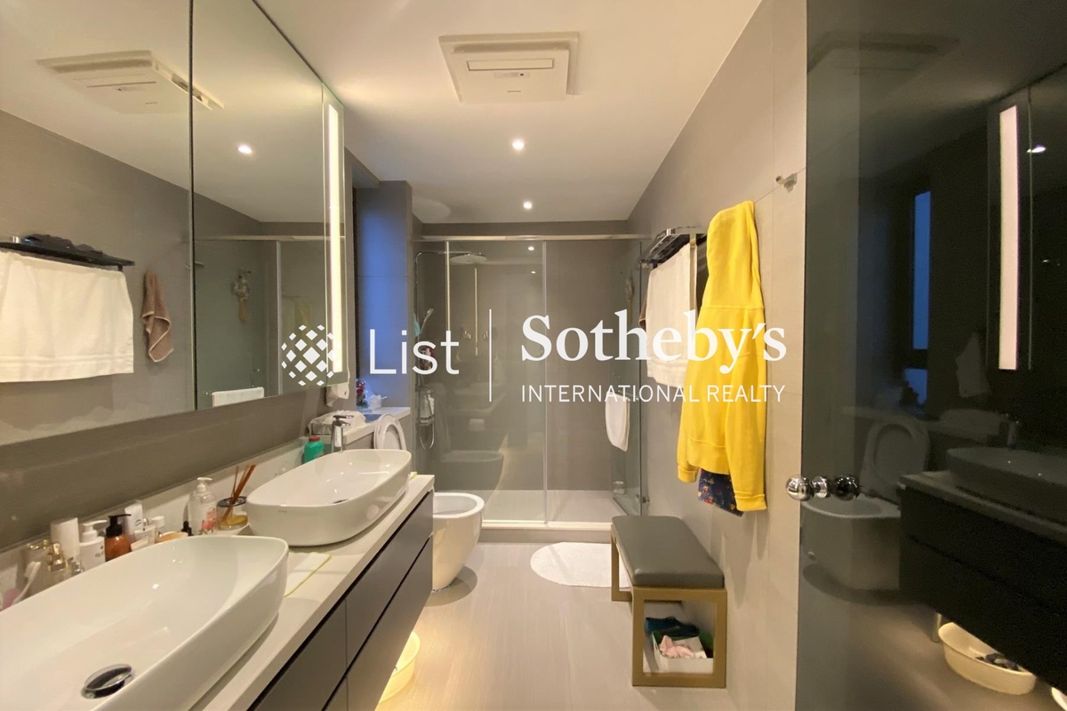 Wah Chi Mansion 華芝大廈 | Master Bathroom