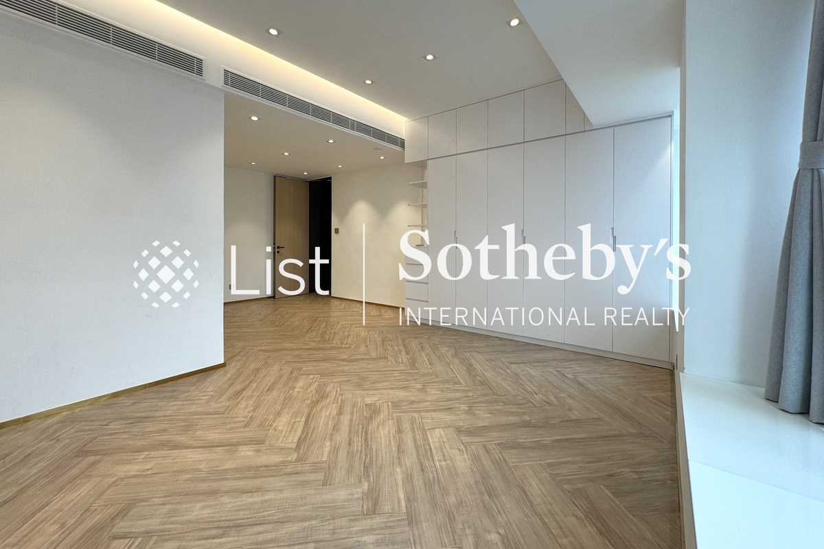 The Masterpiece 名鑄 | Built-in Wardrobe in Master Bedroom 