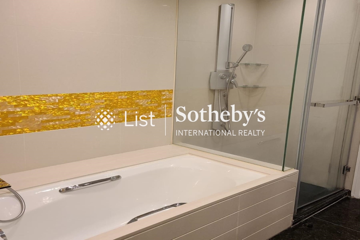 The Masterpiece 名鑄 | Master Bathroom