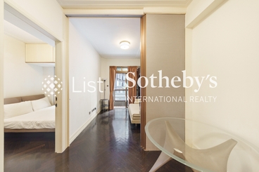 Castle One By V Castle One By V | 