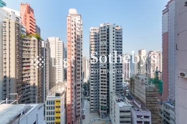 Castle One By V Castle One By V | 