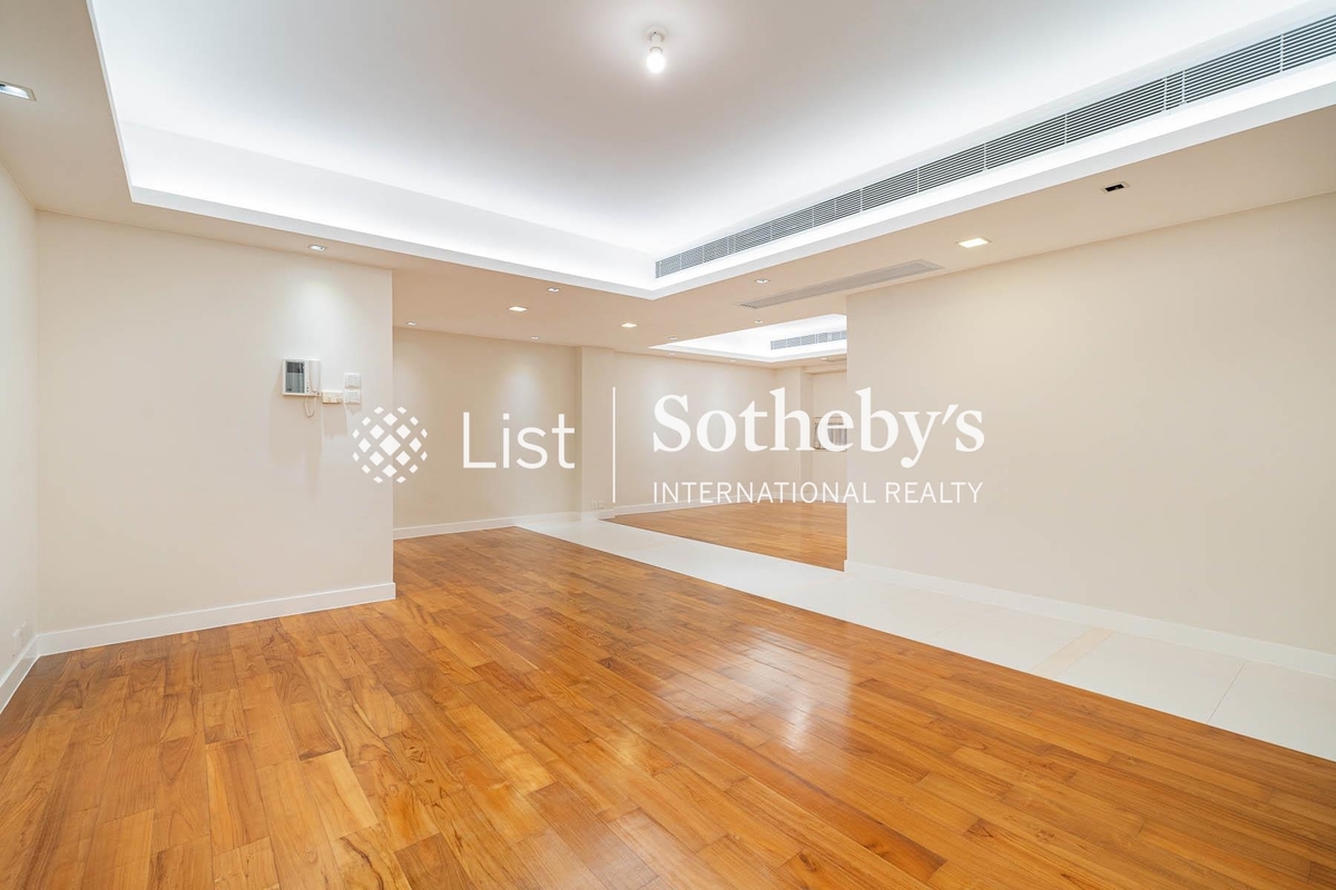 Bowen Verde Bowen Verde | Living and Dining Room