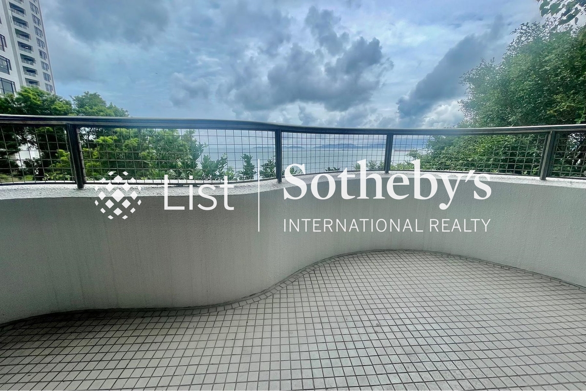 Pine Grove 蘊真閣 | Balcony off Living Room