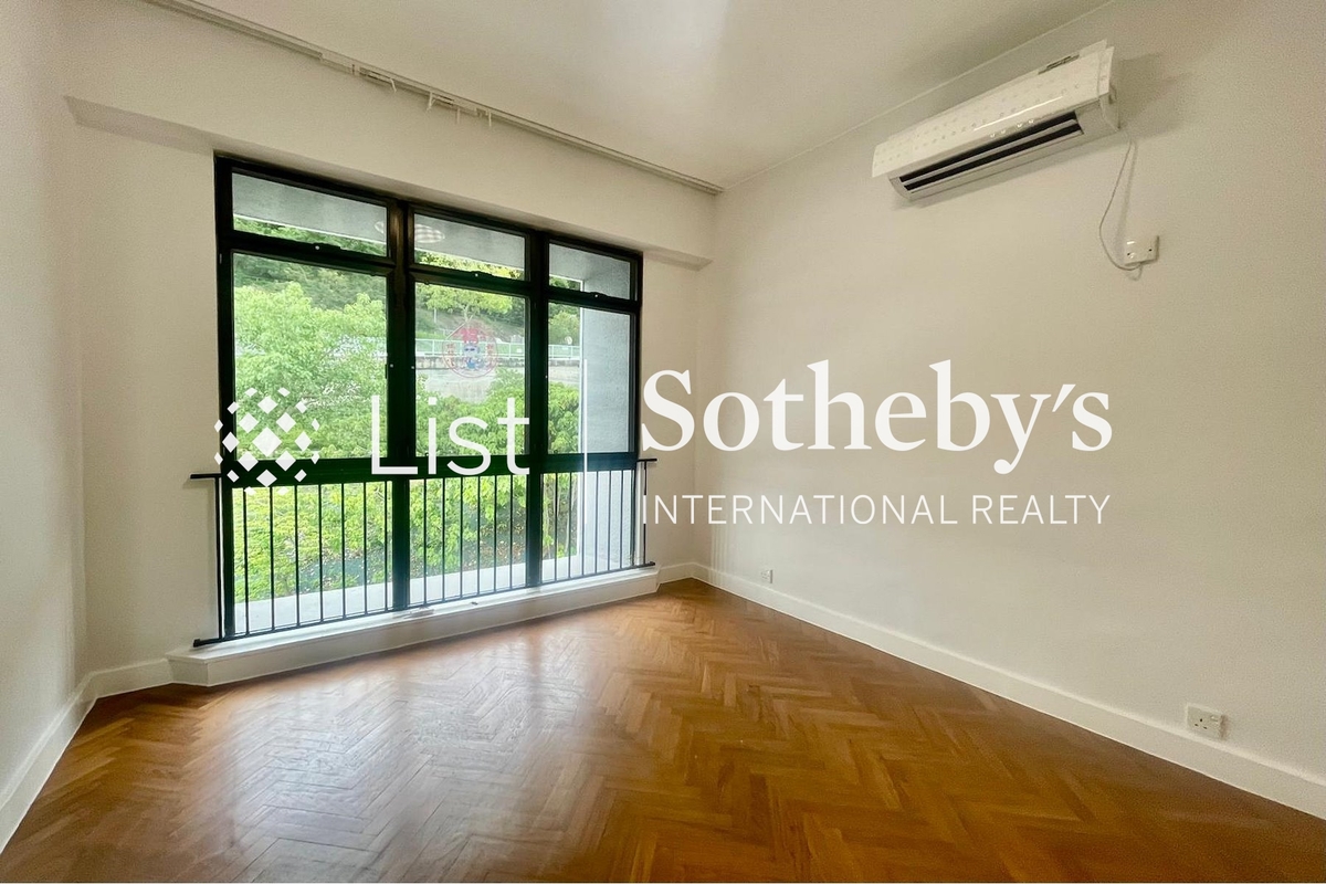 Pine Grove 蘊真閣 | Second Bedroom