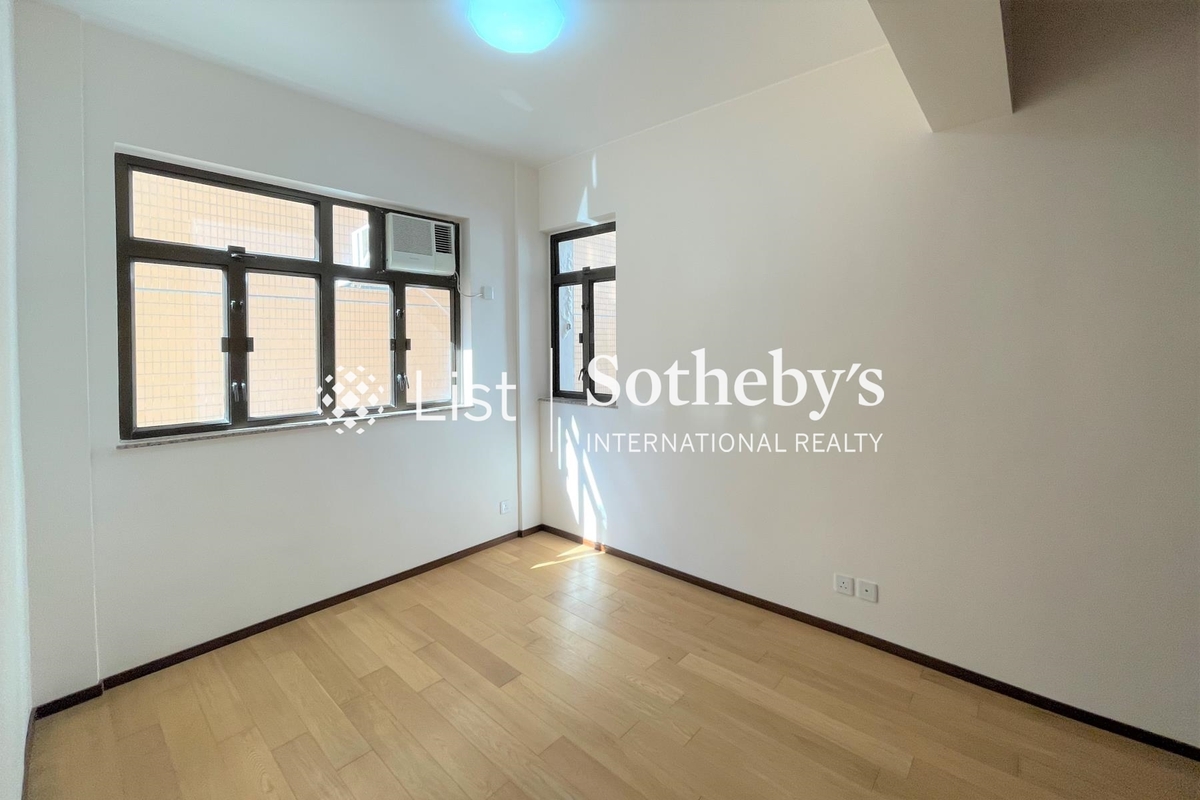 Green Village Green Village | Third Bedroom