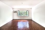 Hecny Court Hecny Court | Living and Dining Room