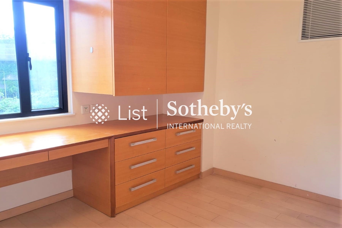 San Francisco Towers 金山花園 | Third Bedroom