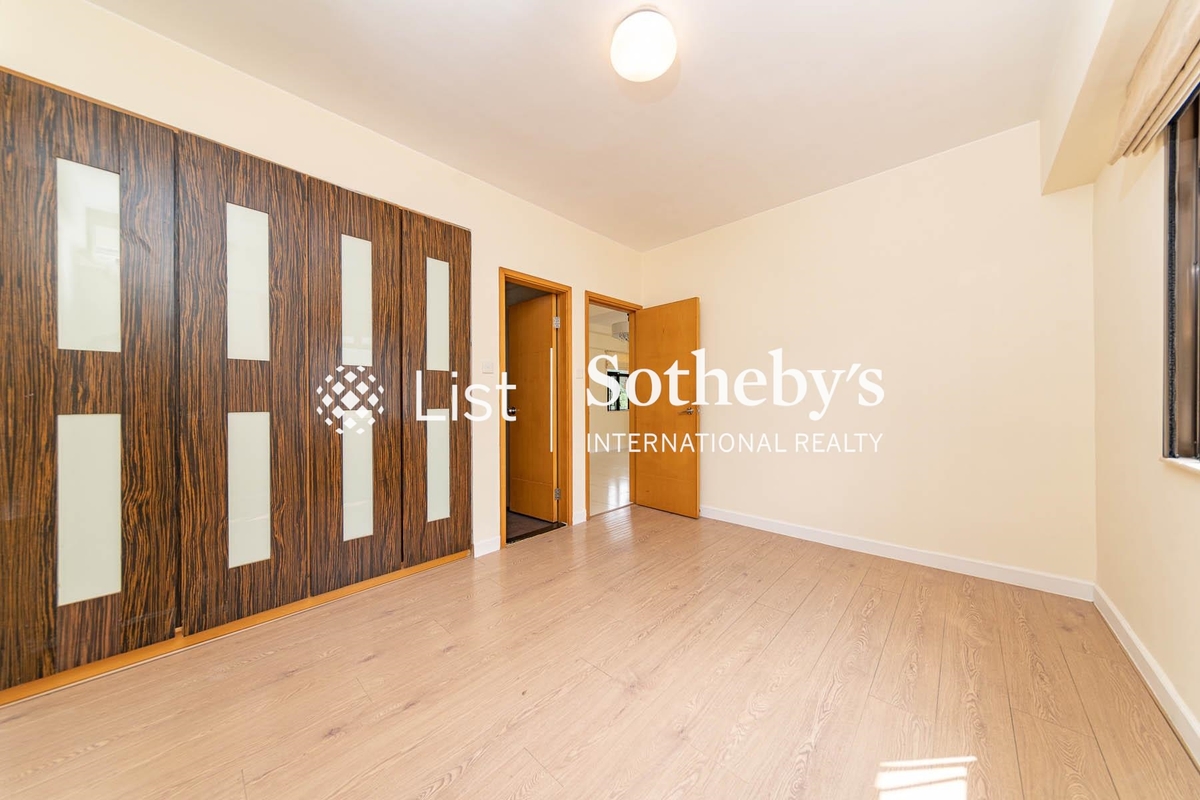 San Francisco Towers 金山花园 | Master Bedroom