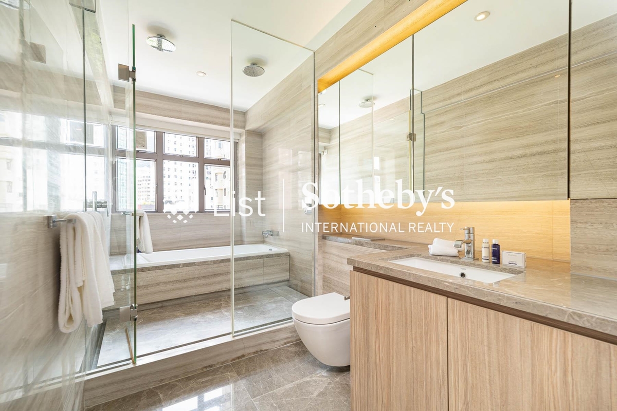 The Ventris 雲地利閣 | Master Bathroom