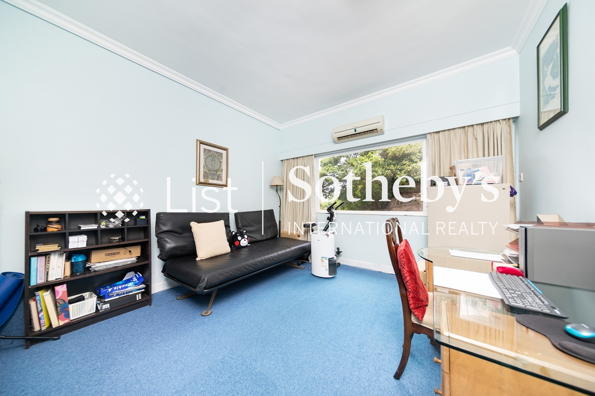 Sea Cliff Mansions 海峰園 | Third En-suite Bedroom